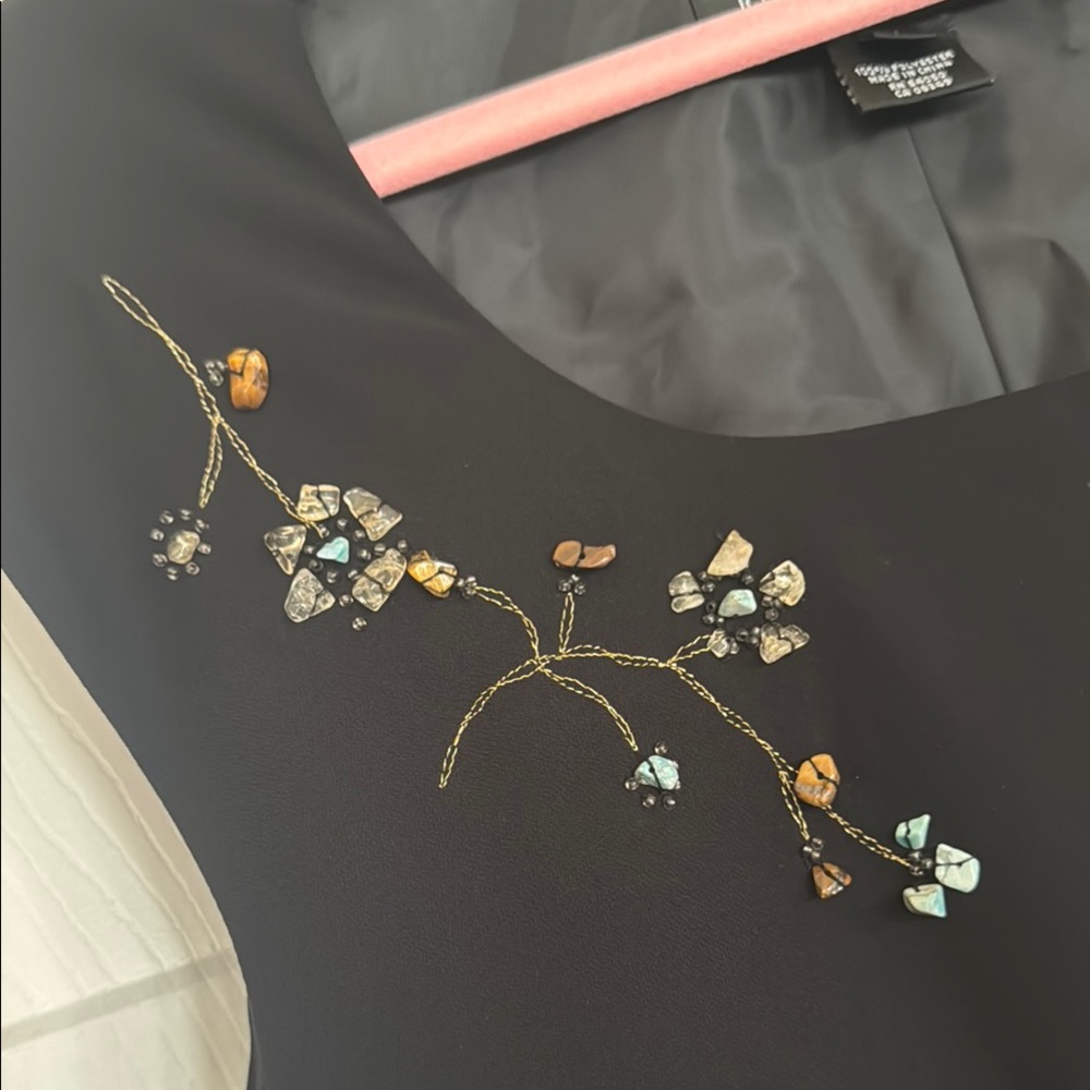Jones New York Black slevrss  Dress with Floral Embroidery & stone detail - Picture 5 of 10